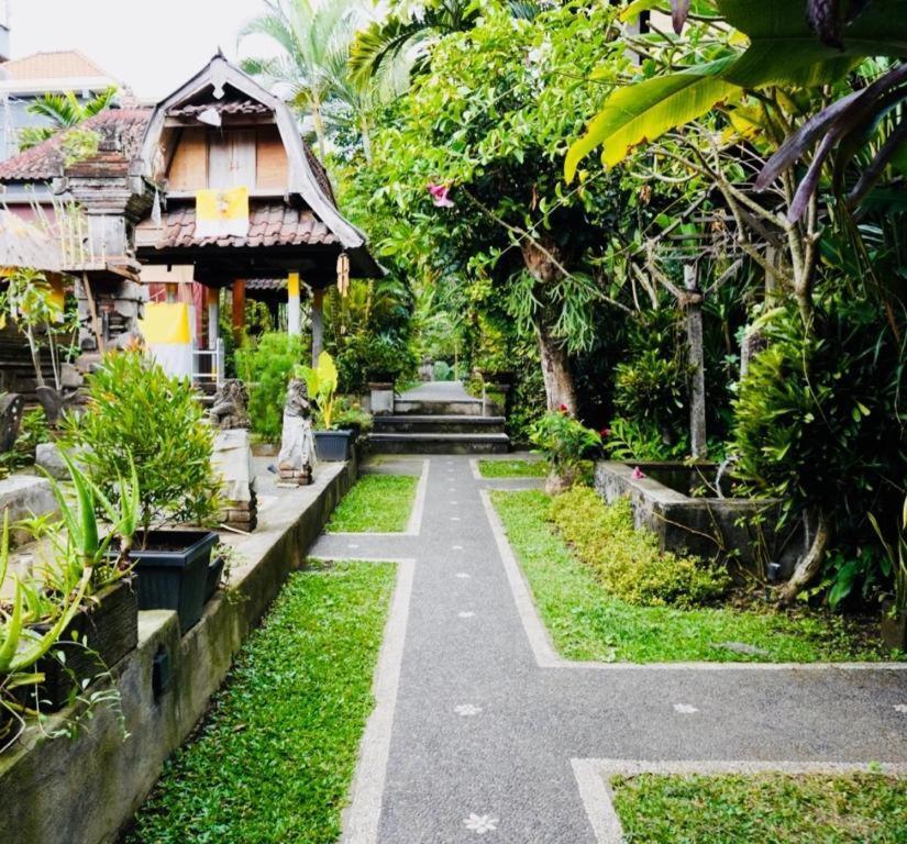Matahari House Bed and Breakfast Ubud Exteriör bild